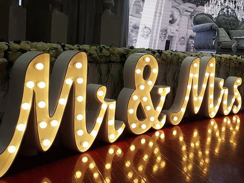 Marquee Bulb Sign
