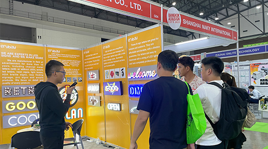 signs manufacturer